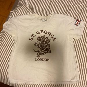 Brandy Melville t-shirt